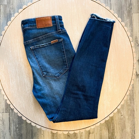 Joes Jean Flawless Charlie High Rise Skinny - Picture 4 of 8